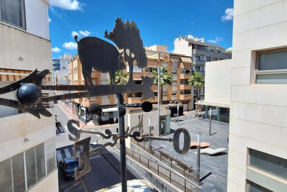 Reventa - Building - Torrevieja - Playa del Cura