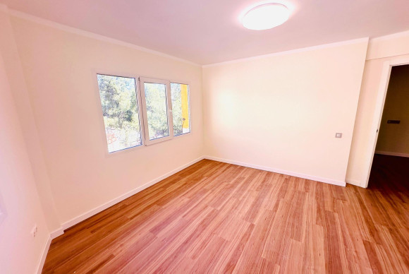 Revente - Appartement - Alicante - Campoamor