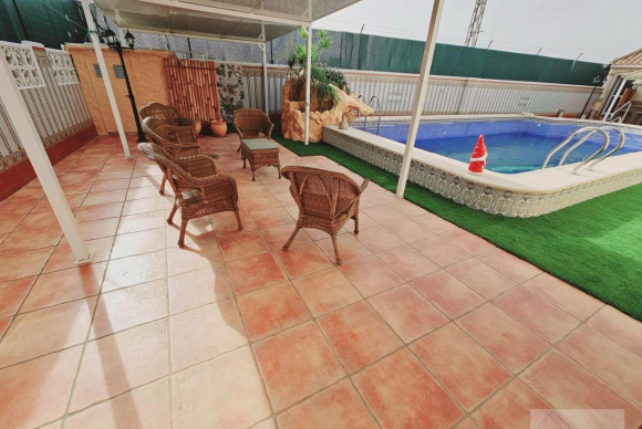 Reventa - Villa - Torrevieja - La Siesta - El Salado - Torreta