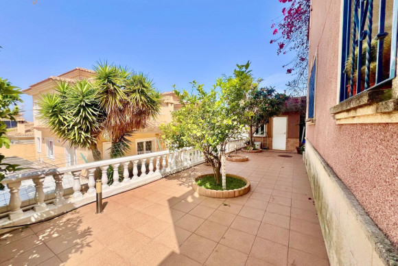 Reventa - Villa - Torrevieja - Los Balcones - Los Altos del Edén