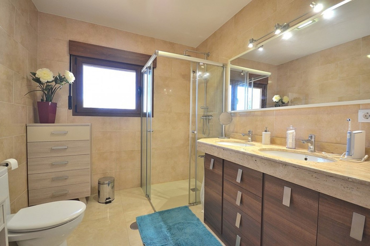 Reventa - House - Albacete - Agua sol