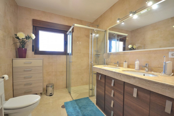 Reventa - House - Albacete - Agua sol