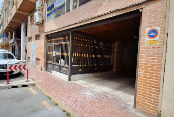 Reventa - Garaje - Torrevieja - Playa del Cura