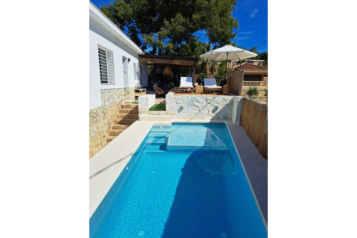 Revente - House - El Campello - Pueblo Español - Coveta Fumá