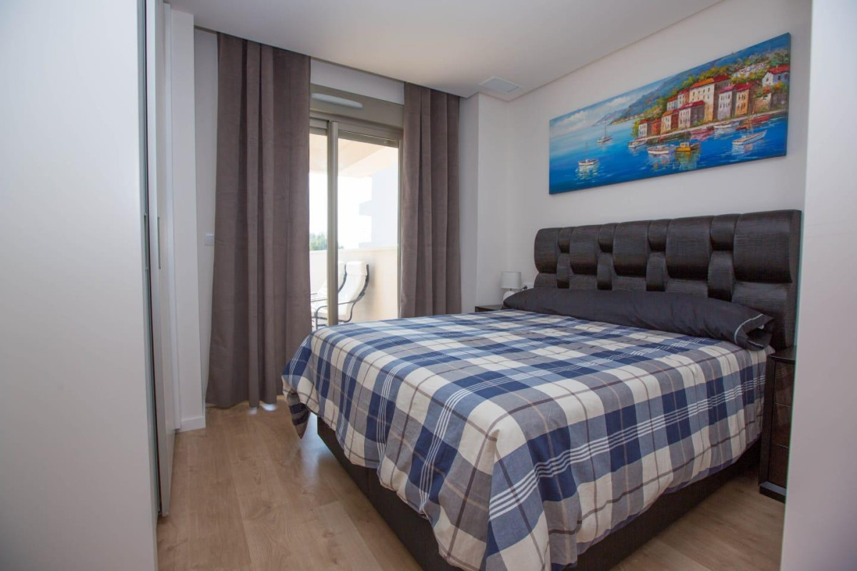 Alquiler a largo plazo - Apartamento / piso - Orihuela Costa - Los Dolses