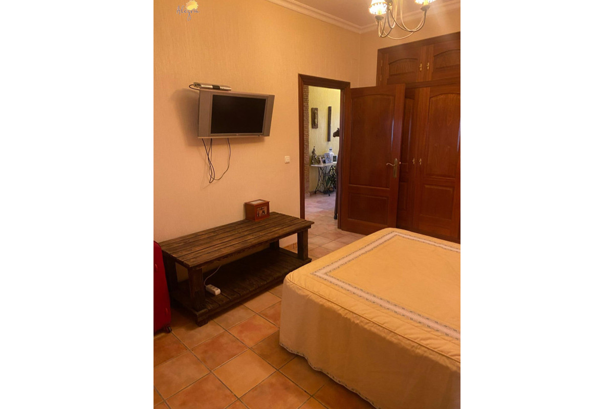 Revente - Commercial Unit - Torrevieja