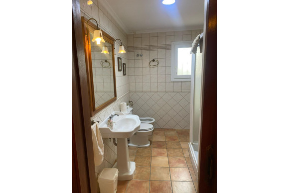 Revente - Commercial Unit - Torrevieja