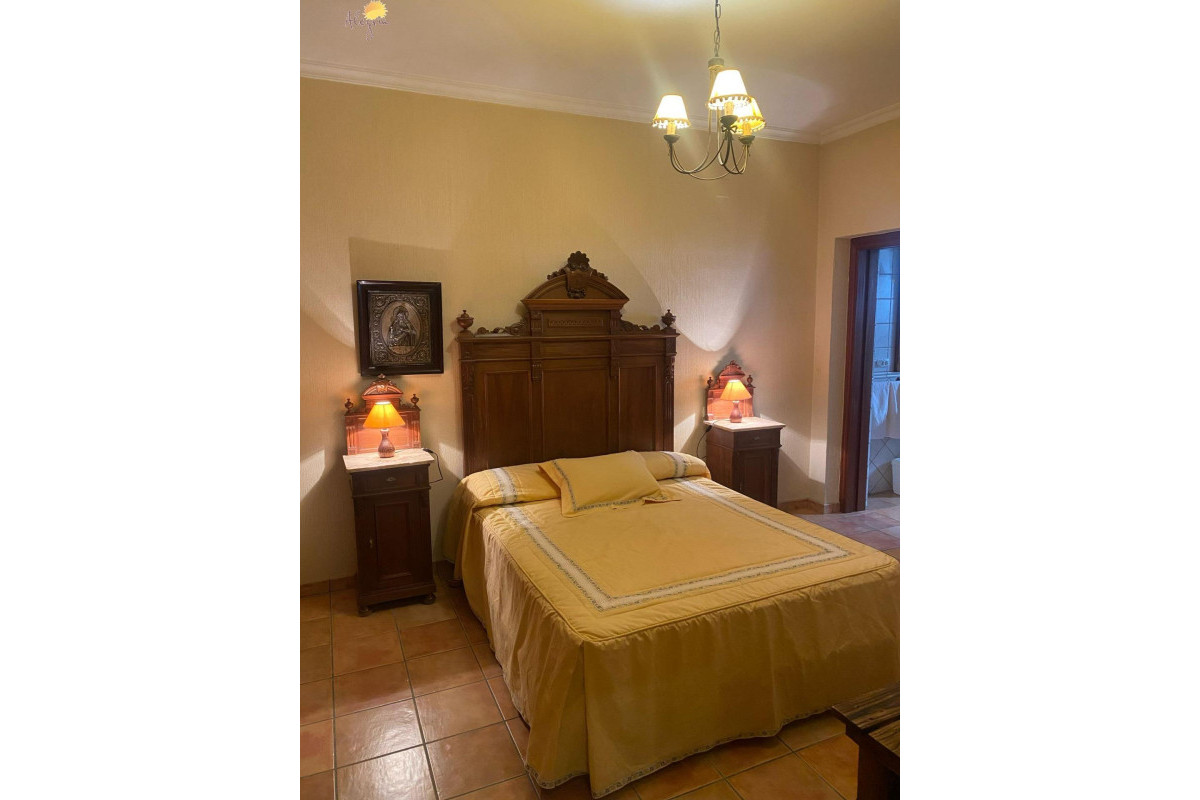 Revente - Commercial Unit - Torrevieja