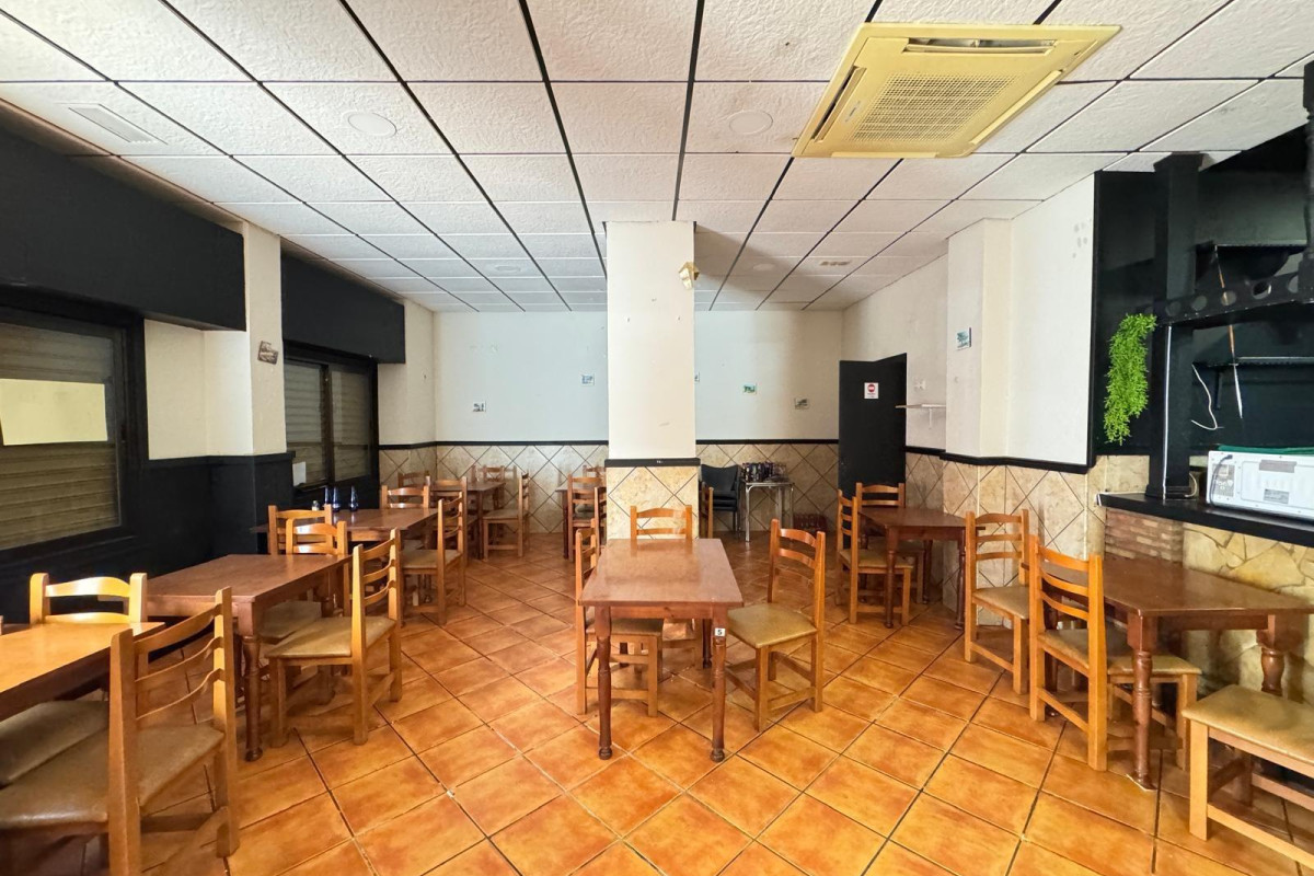 Revente - Negocio - Torrevieja - Estacion de autobuses