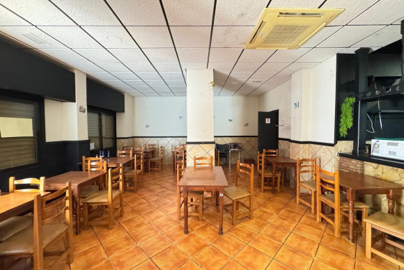 Revente - Negocio - Torrevieja - Estacion de autobuses