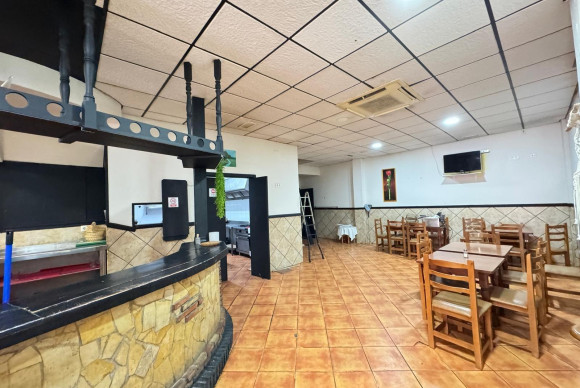 Revente - Negocio - Torrevieja - Estacion de autobuses