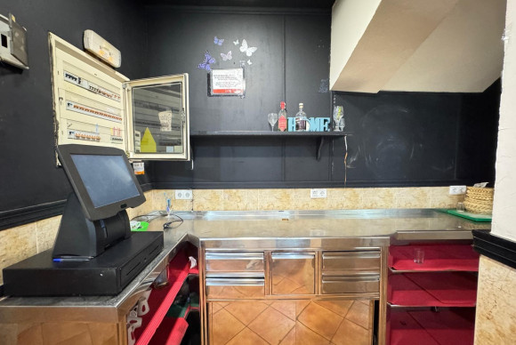 Revente - Negocio - Torrevieja - Estacion de autobuses