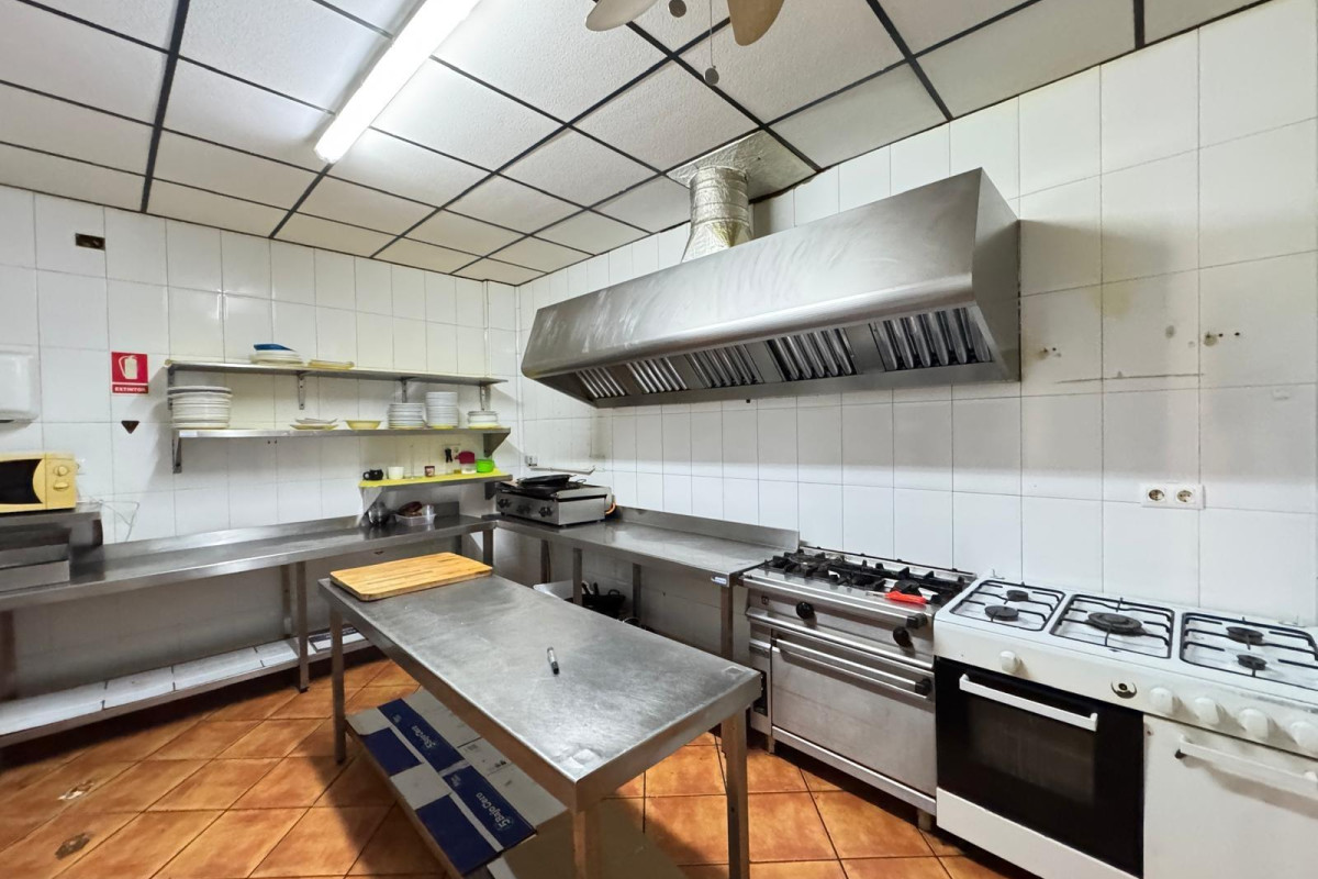 Revente - Negocio - Torrevieja - Estacion de autobuses