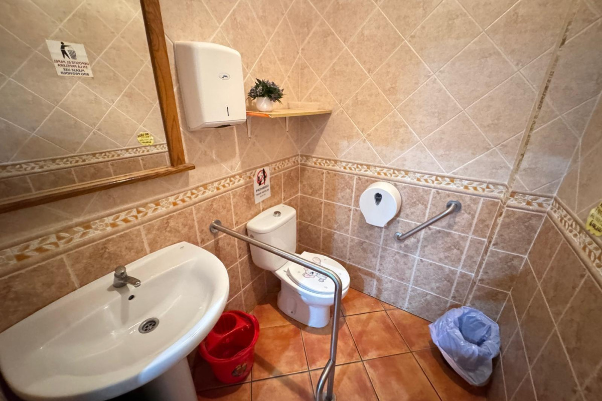 Revente - Negocio - Torrevieja - Estacion de autobuses