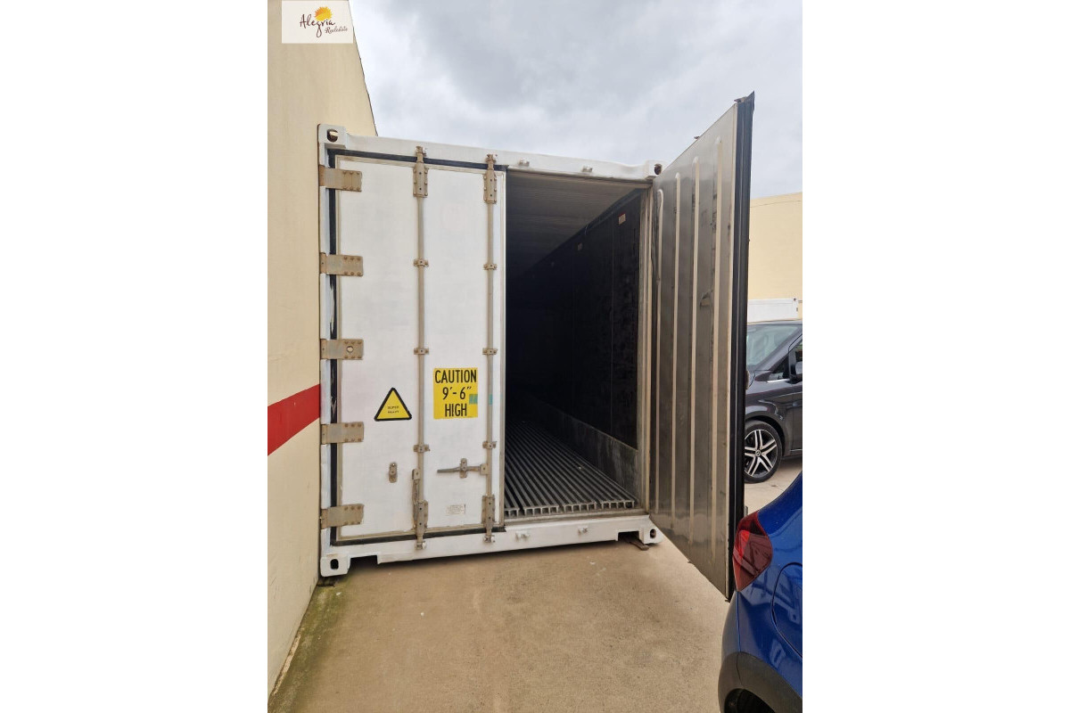 Alquiler a largo plazo - Nave industrial - La Pobla de Vallbona - Núcleo Urbano