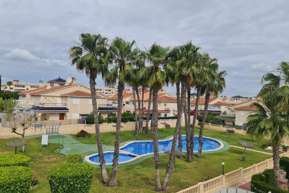 Herverkoop - Appartement  - Orihuela Costa - Punta Prima