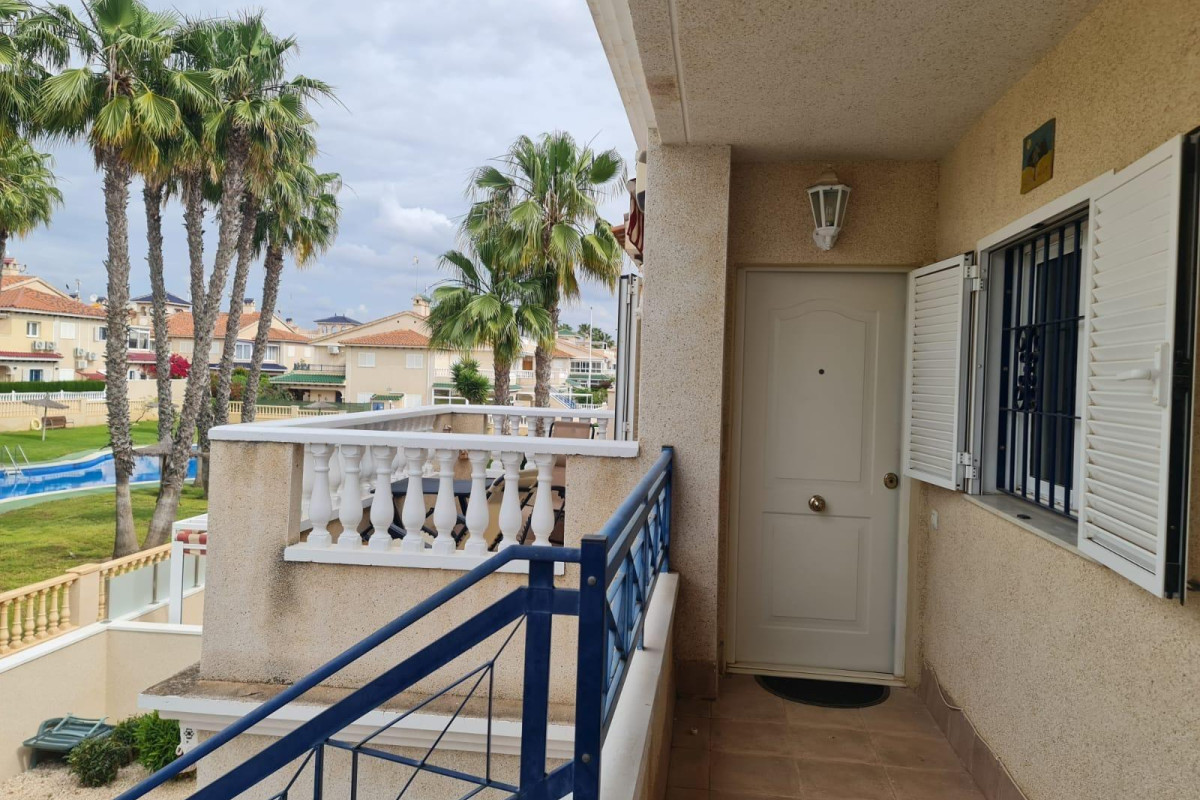 Herverkoop - Appartement  - Orihuela Costa - Punta Prima