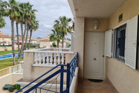 Herverkoop - Appartement  - Orihuela Costa - Punta Prima