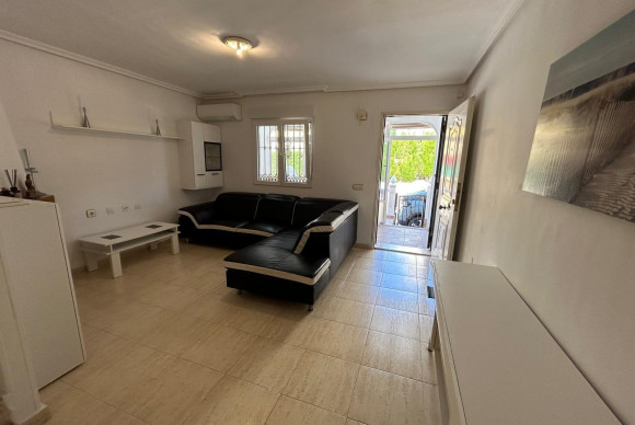 Herverkoop - Duplex Woning - Torrevieja - Torreblanca