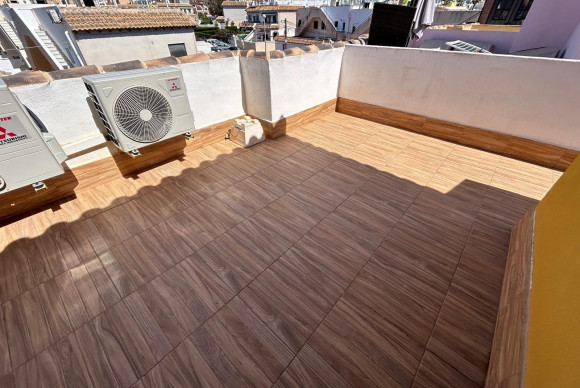 Herverkoop - Duplex Woning - Torrevieja - Torreblanca