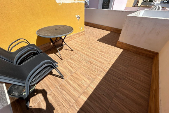 Herverkoop - Duplex Woning - Torrevieja - Torreblanca