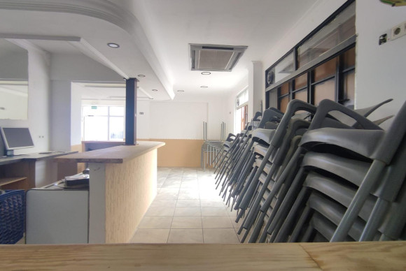 Revente - Commercial Unit - Alicante - San Gabriel