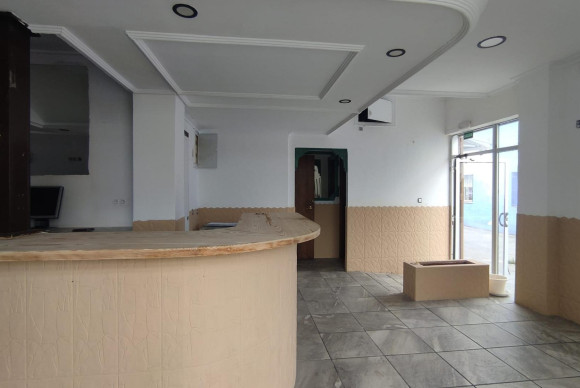 Revente - Commercial Unit - Alicante - San Gabriel