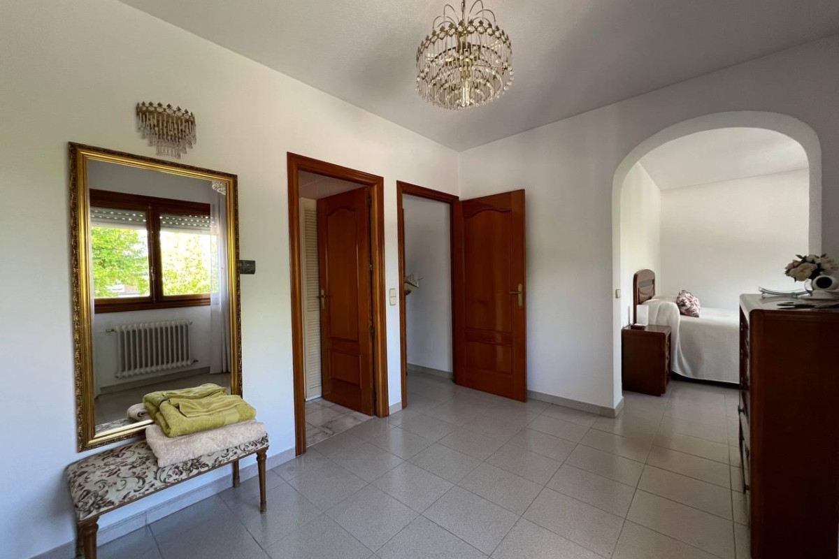 Revente - House - Pozuelo de Alarcon - Zona Pueblo