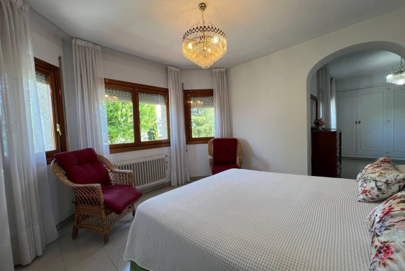 Revente - House - Pozuelo de Alarcon - Zona Pueblo