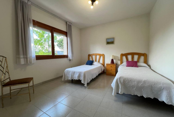 Revente - House - Pozuelo de Alarcon - Zona Pueblo