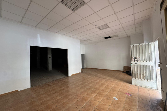 Herverkoop - Winkel Ruimte - Torrevieja - Centro