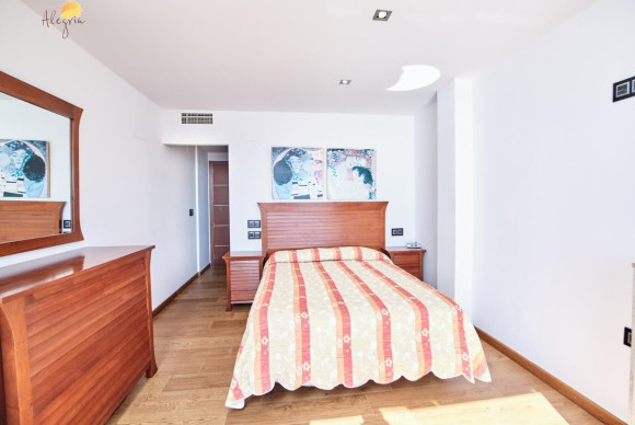 Revente - Appartement - Torrevieja - Paseo maritimo