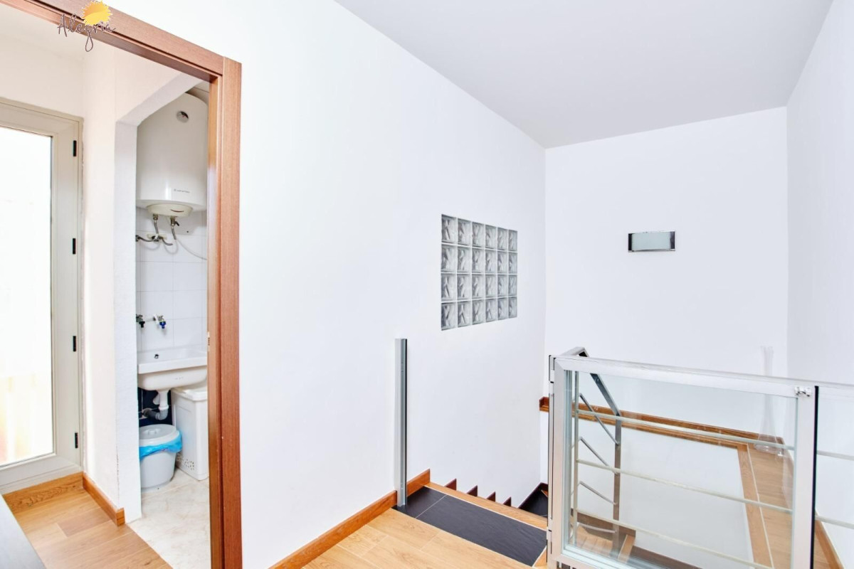 Revente - Appartement - Torrevieja - Paseo maritimo