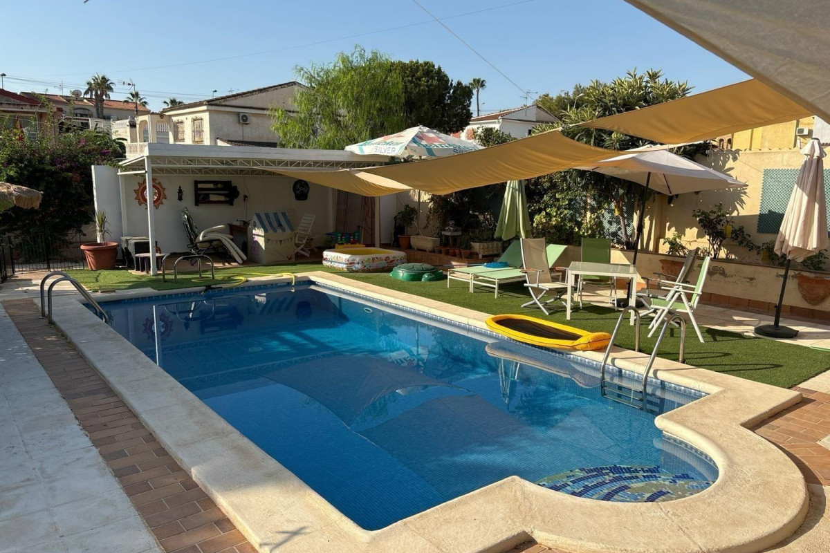 Herverkoop - Villa - Torrevieja - Los Balcones - Los Altos del Edén