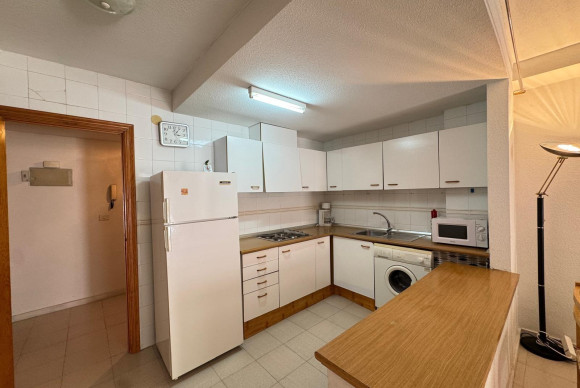 Resale - Apartment  - Torrevieja - Centro