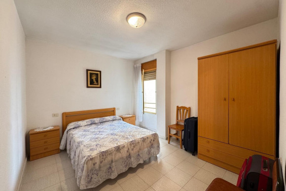Resale - Apartment  - Torrevieja - Centro