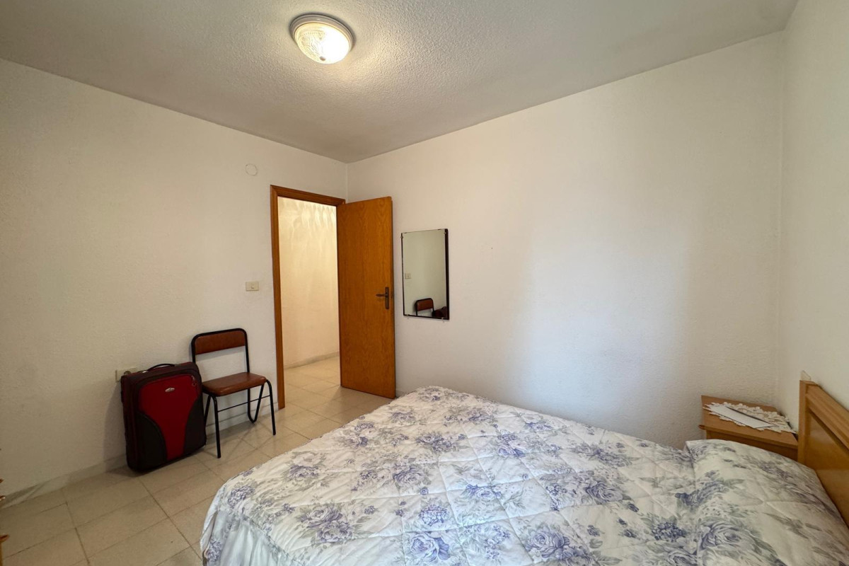 Resale - Apartment  - Torrevieja - Centro