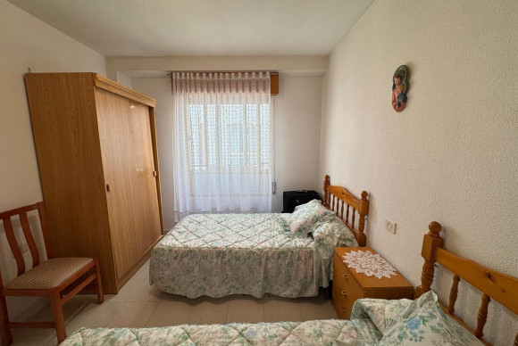 Resale - Apartment  - Torrevieja - Centro