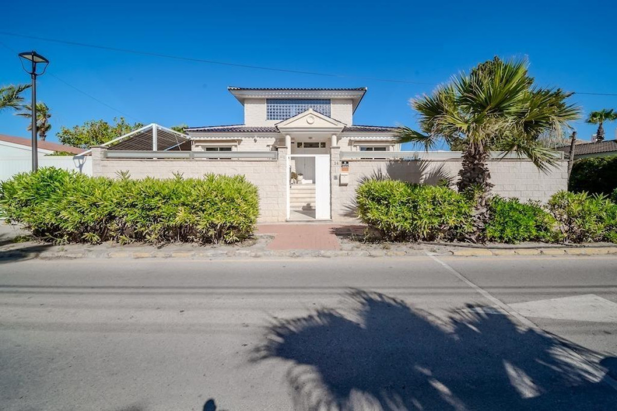 Reventa - Villa de Lujo - Torrevieja - Torre la mata