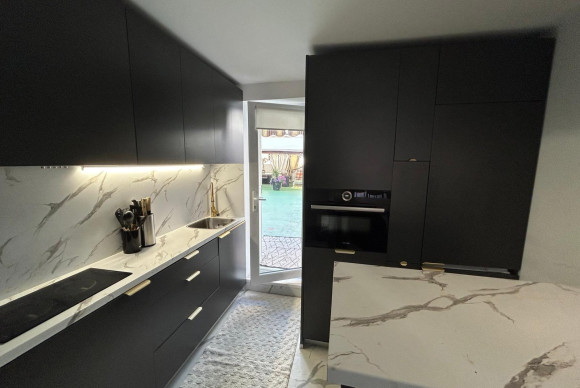 Revente - Appartement - Torrevieja - Centro