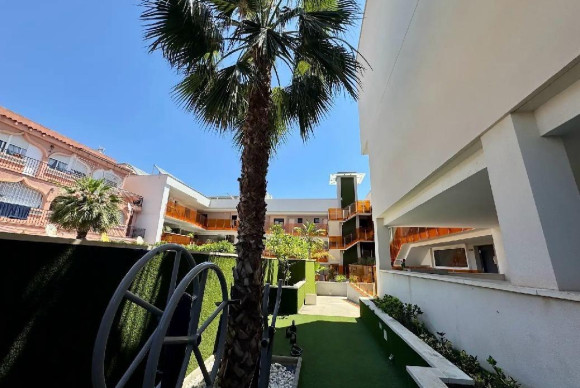 Herverkoop - Appartement  - Torrevieja - Centro