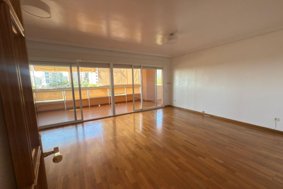 Reventa - Apartamento / piso - Alicante - Babel