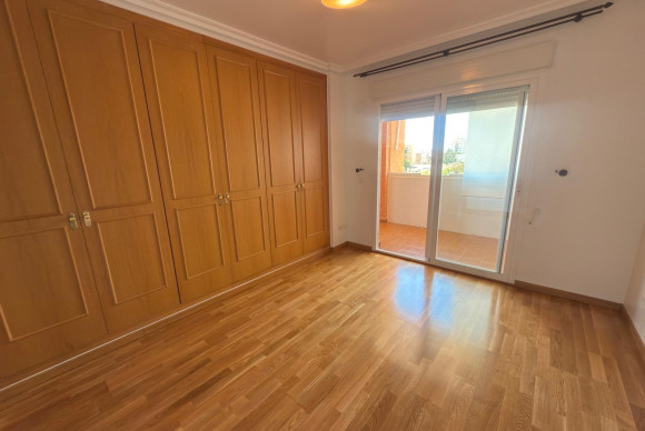 Reventa - Apartamento / piso - Alicante - Babel