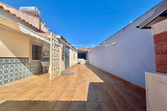 Herverkoop - Villa - Torrevieja - Los Balcones - Los Altos del Edén