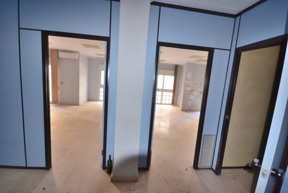 Herverkoop - Winkel Ruimte - Torrevieja - Centro