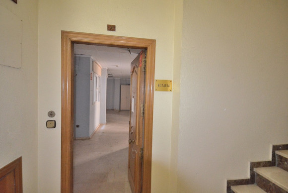 Herverkoop - Winkel Ruimte - Torrevieja - Centro