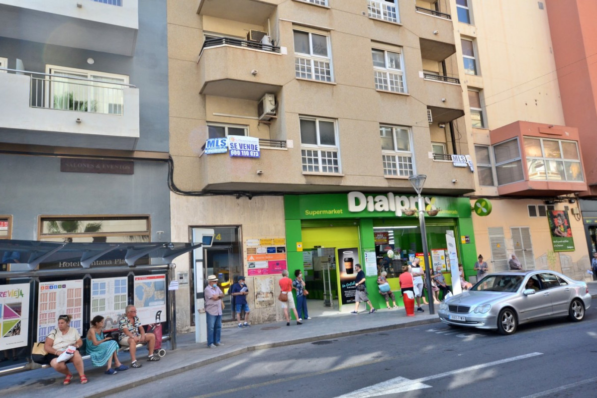 Herverkoop - Winkel Ruimte - Torrevieja - Centro