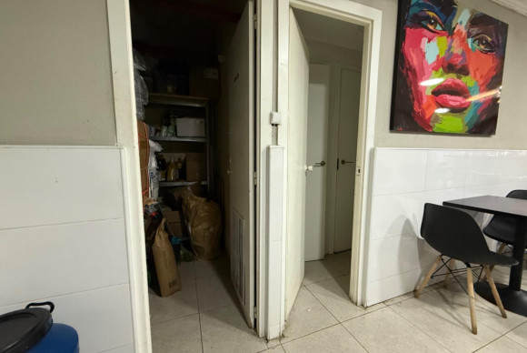 Location à long terme - Commercial Unit - Alicante - Altozano