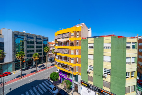 Revente - Appartement - Alicante - Centro