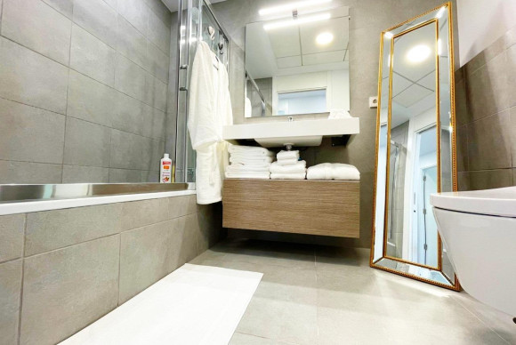 Reventa - Apartamento / piso - Villajoyosa - Playas Del Torres